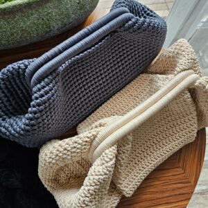 Clutch bag maxi